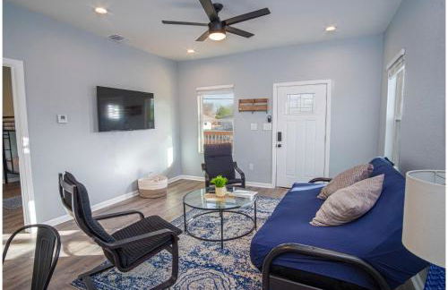 Downtown Dream Home Spacious 4br/2ba Sleeps 12! - Foto 6