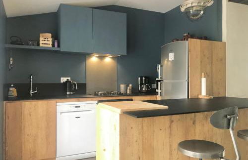 Elégante maison familiale au cœur des remparts de la citadelle - Foto 9