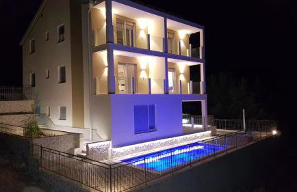 Luxury Villa Star Lights Trogir - heated pool, hot tub, gym, billiard - Foto 6