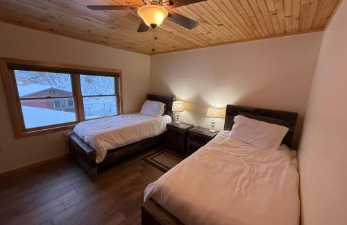 Luxury Waterfront Retreat on Black Lake - Foto 43