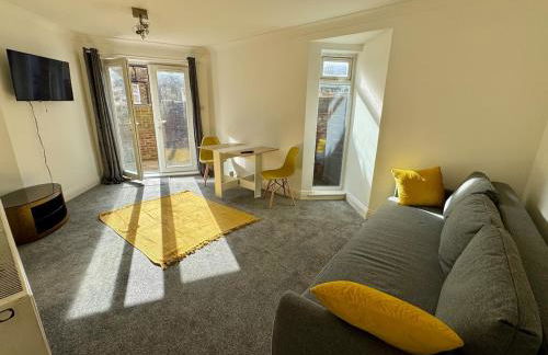 Comfortable, London 1 Bed Garden - Foto 1