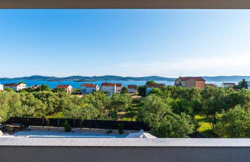 CROWONDER Sun Dance Apartments with Heated Swimming Pool Seaview and Garden - Foto 33