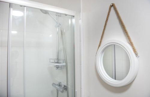 Wheal Jewel- Beautifully Fitted Wooden Lodge Helston Cornwall - Foto 9