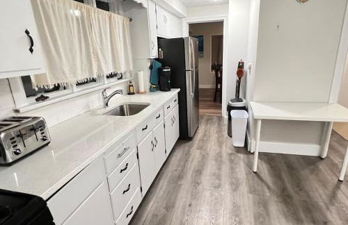 Modern 2BR Home 10 min Boston Near Assembly Row - Foto 23