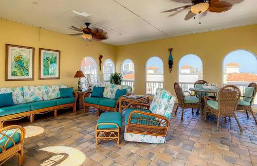 Clearwater Penthouse 5 min Beach walk Heated Pool - Foto 44