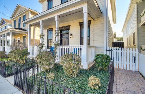 Chic Thomas Square Home in Walkable Location! - Foto 28