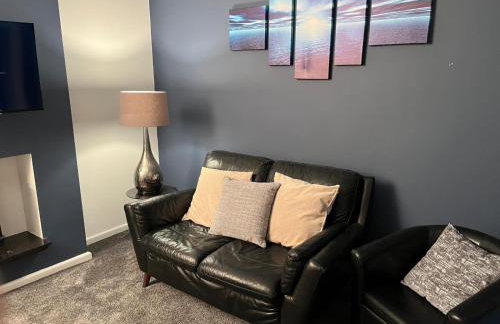 Modernised 4bed stay-away-home in Runcorn sleeps 7 - Foto 10