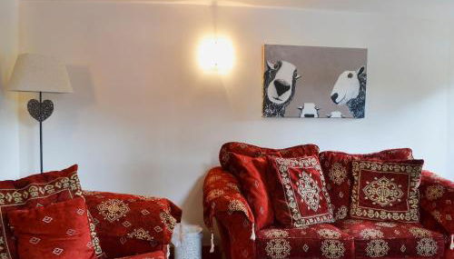 West End Cottage - Photo 3