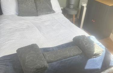 Bright 1-Bed - 2 mins to Forest Hill Station - Photo 14