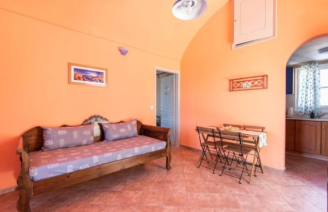 Santorious Nice View Apartment - Photo 16