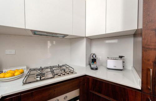 The Secret Door 10 - Foto 13