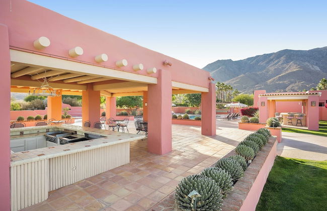 The Pond Estate by Avantstay Maximalist Designer Compound w/ 2 Casitas, Indoor + Outdoor Pools, Tennis Court, & Gorgeous Mountain Views 12k Sqft - Foto 74