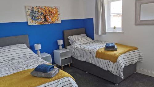 Modern Roomy 3 BR Home Pershore - Foto 3