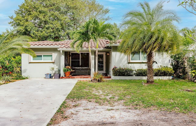 Uhost AI Quaint 1BR w Patio Kitchenette - Photo 25