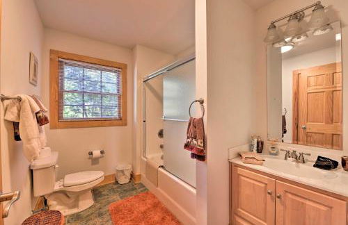 A Bit of Heaven Cabin Less Than 13 Miles from Boone! - Foto 13