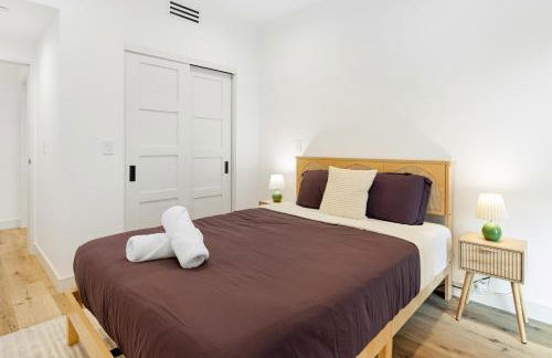 Sky Haus LA - Photo 11