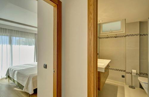 Talamanca 3-bedroom villa ensuite, nice sea view - Foto 27