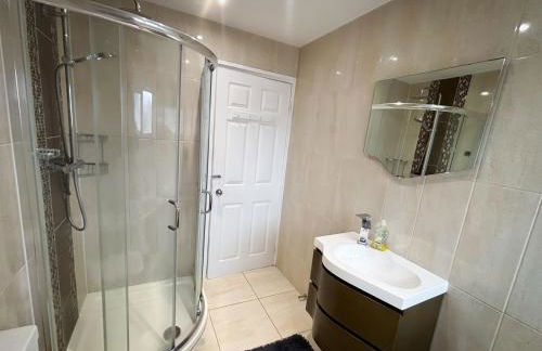 3 Bed property Marston Green - Foto 10