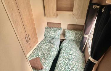 Delta, Bromley 4-Bedroom Located in Uddingston, Glasgow at Maryville Caravan Site - Photo 27