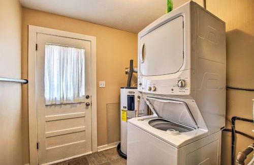 Cottage with Yard, Walk to Historic Attractions - Foto 17