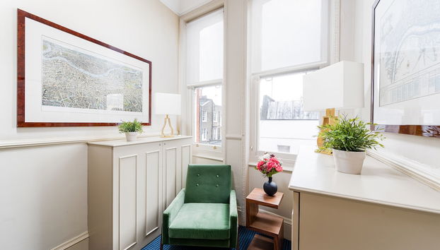 Coin salon dans le hall