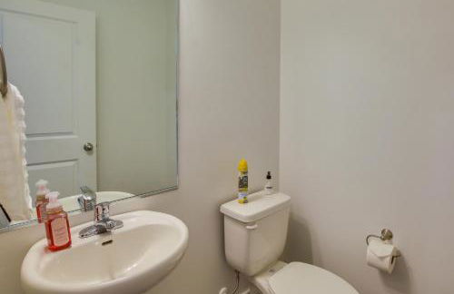 2 Mi to Zootah Providence Townhome with Fireplaces - Photo 20