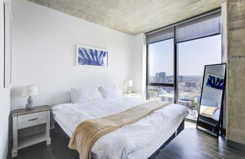 2BR Designer Loft Modern Luxe in City Center - Foto 26