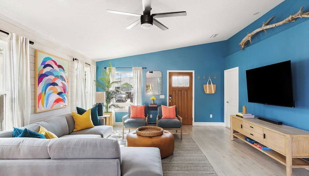 Walk to Beach, Hot Tub, Fire Pit, Arcade Games Cottagecore Coast by Avantstay - Foto 3, Interior