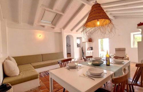 Casa Típica com Pátio e Tanque - Foto 29