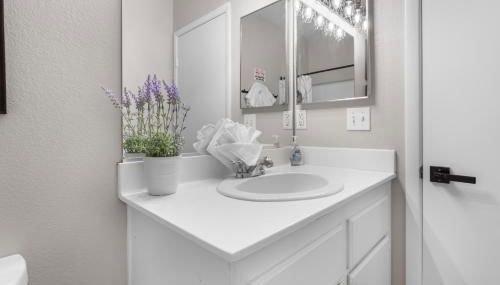 Cozy 5BR with Games and Pool for All - Foto 5