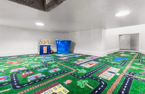 West Cabin- Yellowstone Family Retreat- Sled Hill - Foto 57