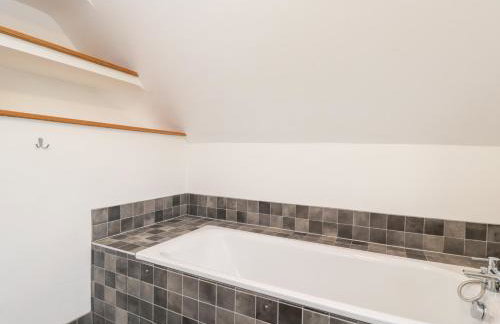 High Cogges Farm Holiday Cottages - Photo 45