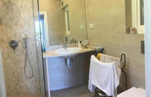 3 Bedroom villa with a sea view completely private - Foto 18