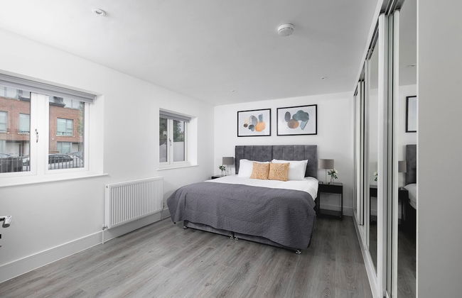 Skyvillion Vineyard Court, Enfield, 2 Bed, With Garden - Photo 7