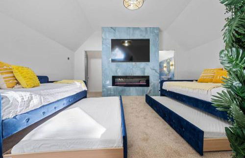 Large historical home w/ fire pit, chef kitchen. - Foto 30