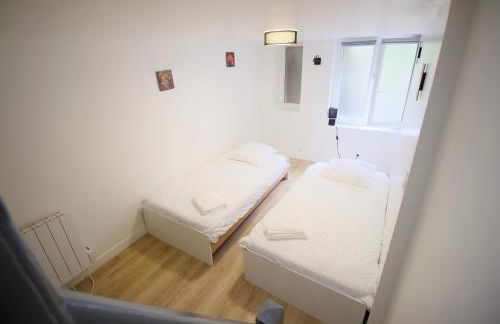 Triplex Lumineux à Cherbourg, hyper centre, 2 pas du Port & Vie Nocturne, Intendance Luxury Host - Foto 14