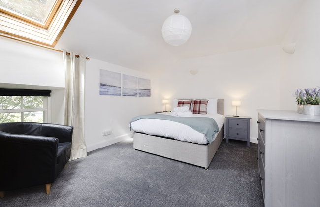 JOIVY Beautiful 2-Br Mews Home, Near Princes Street - Foto 2