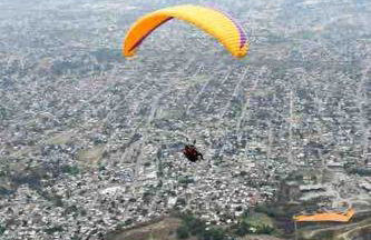 Adorável Tiny house 5, ar, cozinha completa, wifi e tv smart - Foto 5