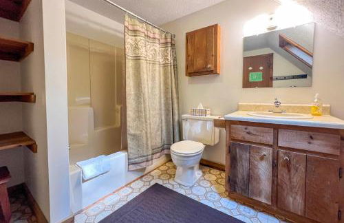 Cozy New Hampshire Retreat Near Attitash Mountain! - Photo 11