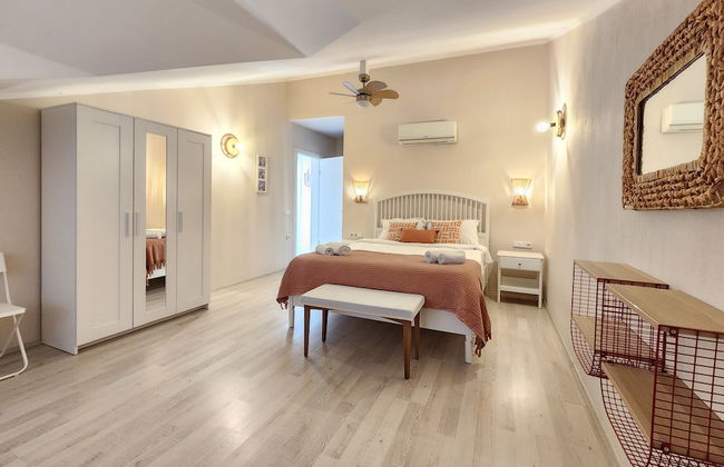 Guney Suites by Villa Safiya - Photo 38