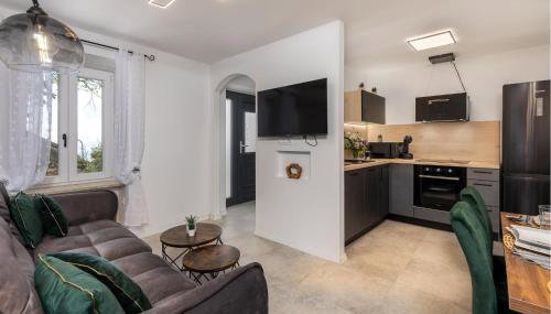 1 Bedroom Nice Home In Hreljin - Foto 2