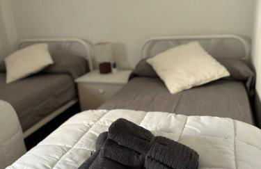 El pisito de los Lagos - Foto 7