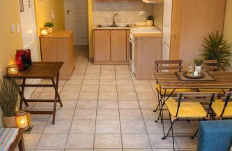 Derveni Seaside Apartments - Deluxe Sea View Penthouse Jacuzzi-BBQ & Groundfloor Garden View Apartment - Foto 41