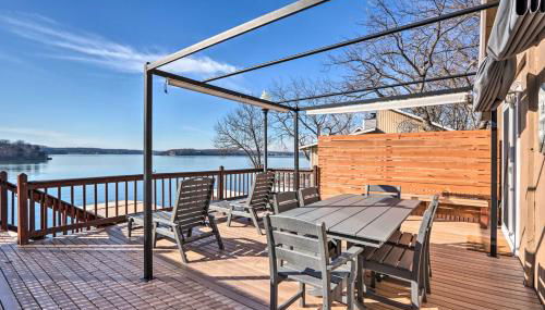 Lakefront Ozarks Home Deck and Boat Dock! - Foto 2