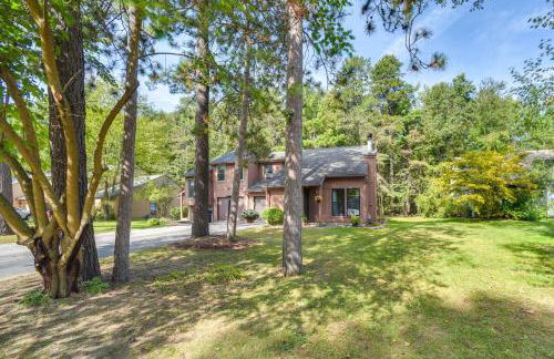 11 Miles to Saratoga Race Course Upstate Retreat! - Foto 8