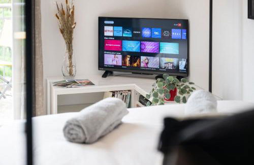 Logis Verde - Vue Nature & Parking Privé, A10 à 5min - Foto 11