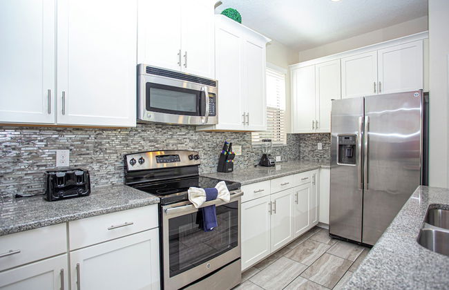 Luxury 5Bd w Jacuzzi Pool Near Disney 5528 - Foto 14