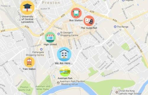 Large 2 Bedroom City Centre Apartment + Parking - Photo 27