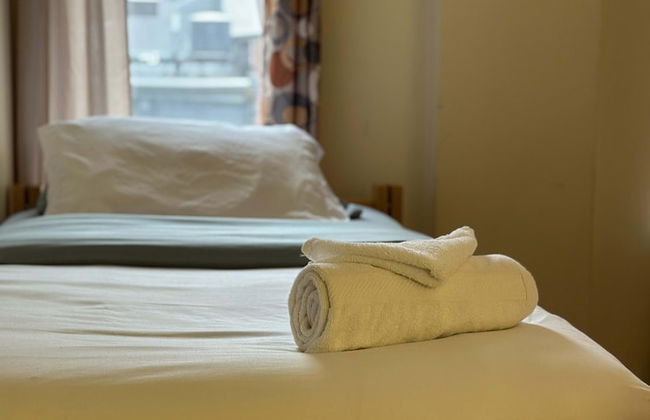 2 Bedroom Downtown Apt City Views Park Walk - Photo 9