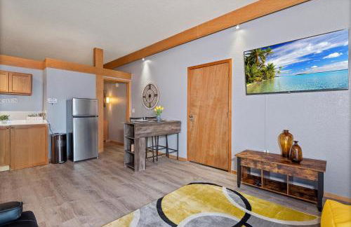 Couples Getaway - Sweet Retreat - European Village Best Location - Foto 19